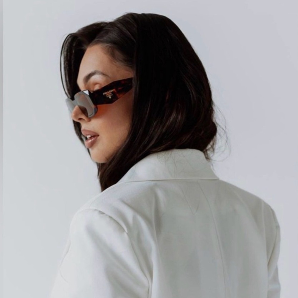 NEW Prada Sunglasses PR 17WS - Picture 14 of 16
